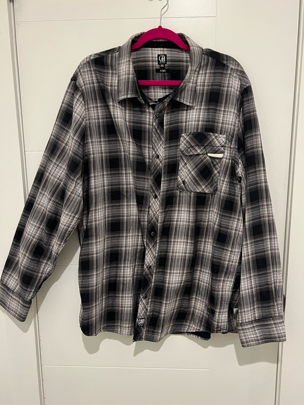Men's Black & Gray Plaid Button-Up Shirt